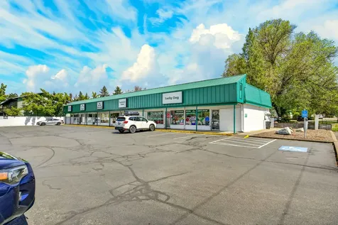 602 Crater Lake Avenue Medford OR 97504