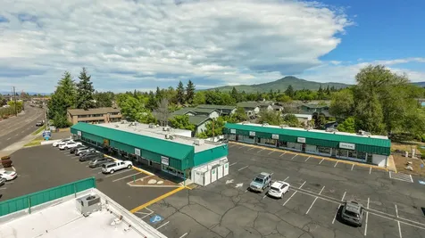 602 Crater Lake Avenue Medford OR 97504