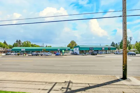 602 Crater Lake Avenue Medford OR 97504