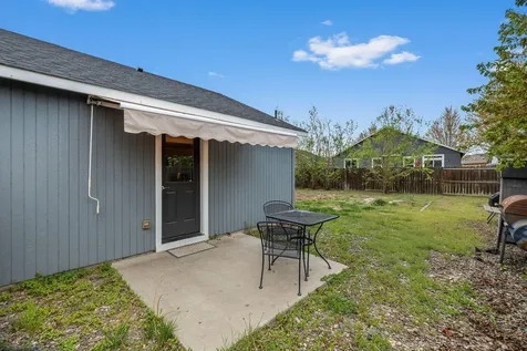 2470 NE 3rd Street Redmond OR 97756