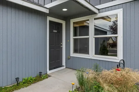 2470 NE 3rd Street Redmond OR 97756