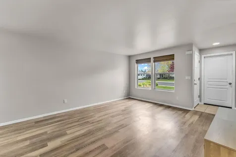 2470 NE 3rd Street Redmond OR 97756