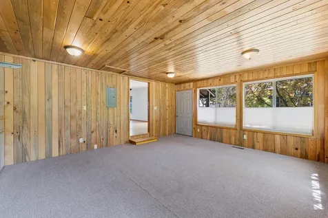 1103 Fourth Avenue Gold Hill OR 97525