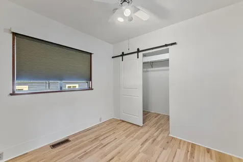 1103 Fourth Avenue Gold Hill OR 97525