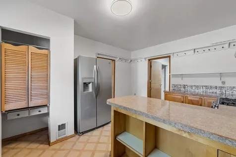 1103 Fourth Avenue Gold Hill OR 97525