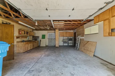 1103 Fourth Avenue Gold Hill OR 97525