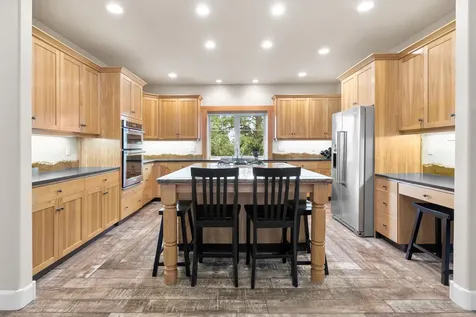 2832 NW Polarstar Avenue Bend OR 97703