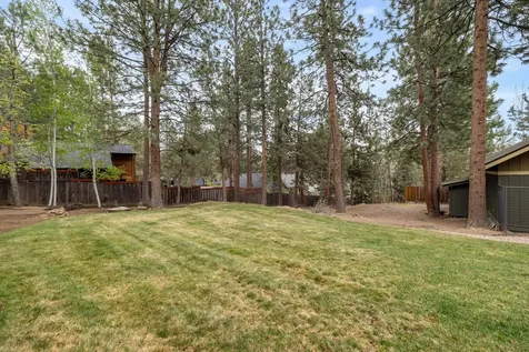 2832 NW Polarstar Avenue Bend OR 97703