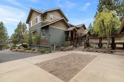 2832 NW Polarstar Avenue Bend OR 97703