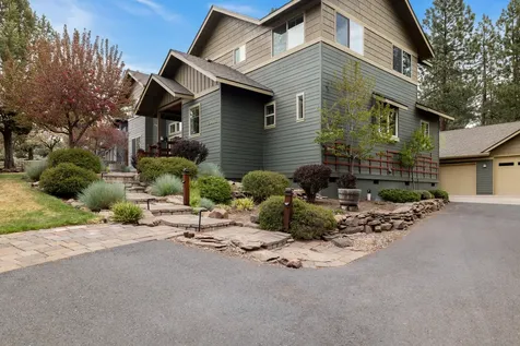 2832 NW Polarstar Avenue Bend OR 97703