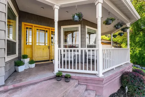 1679 NE Terrace Drive Grants Pass OR 97526