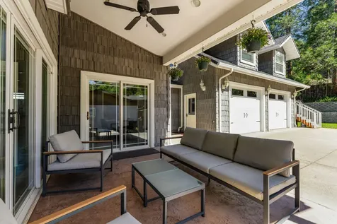 1679 NE Terrace Drive Grants Pass OR 97526