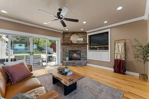 1679 NE Terrace Drive Grants Pass OR 97526