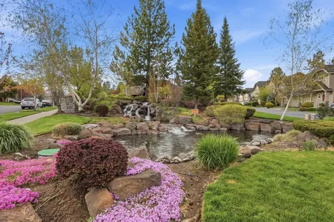 61156 Foxglove Loop Bend OR 97702