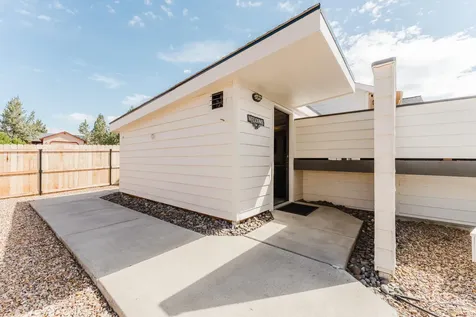 20795 Arago Circle Bend OR 97703
