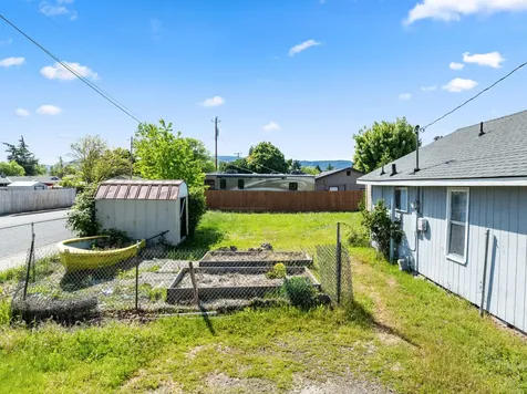 2651 Howard Avenue Medford OR 97501