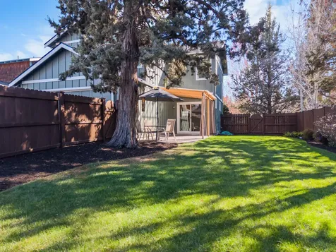 20392 Aberdeen Drive Bend OR 97702