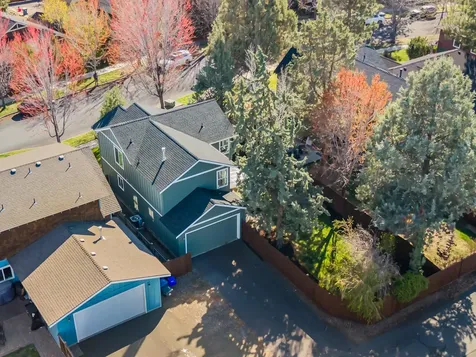 20392 Aberdeen Drive Bend OR 97702