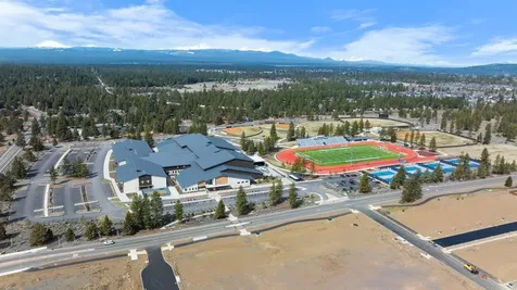 20392 Aberdeen Drive Bend OR 97702
