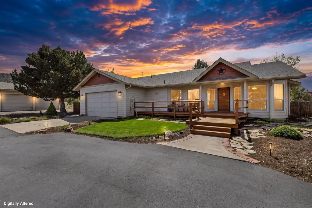 12420 SW Wahkiakum Street Powell Butte OR 97753