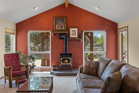 12420 SW Wahkiakum Street Powell Butte OR 97753