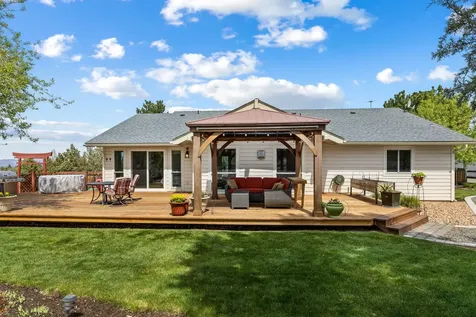12420 SW Wahkiakum Street Powell Butte OR 97753
