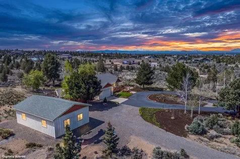 12420 SW Wahkiakum Street Powell Butte OR 97753