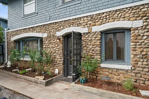 200 Medford Heights Lane Medford OR 97504