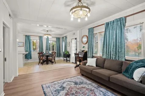 200 Medford Heights Lane Medford OR 97504