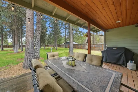 15991 Falcon Lane La Pine OR 97739