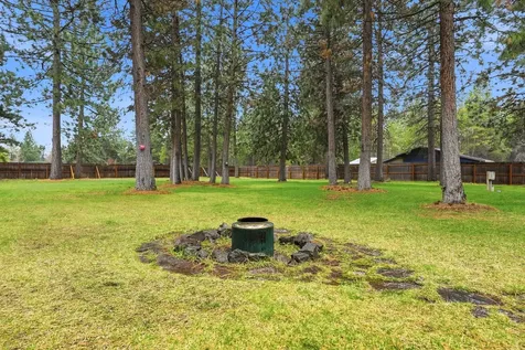 15991 Falcon Lane La Pine OR 97739