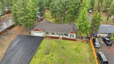 15991 Falcon Lane La Pine OR 97739
