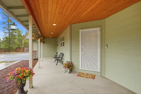 15991 Falcon Lane La Pine OR 97739