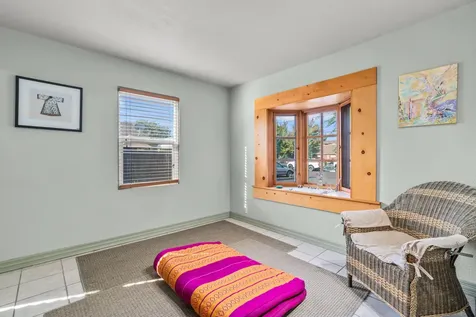 654 NW 4th Street Redmond OR 97756