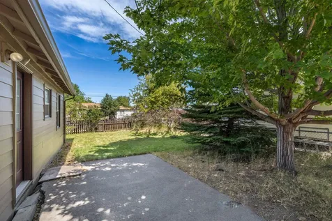 654 NW 4th Street Redmond OR 97756