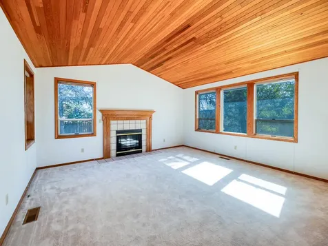 1990 Arlington Drive Klamath Falls OR 97601