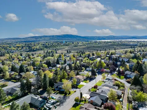 1990 Arlington Drive Klamath Falls OR 97601