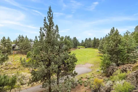113 NW Gander Court Bend OR 97703