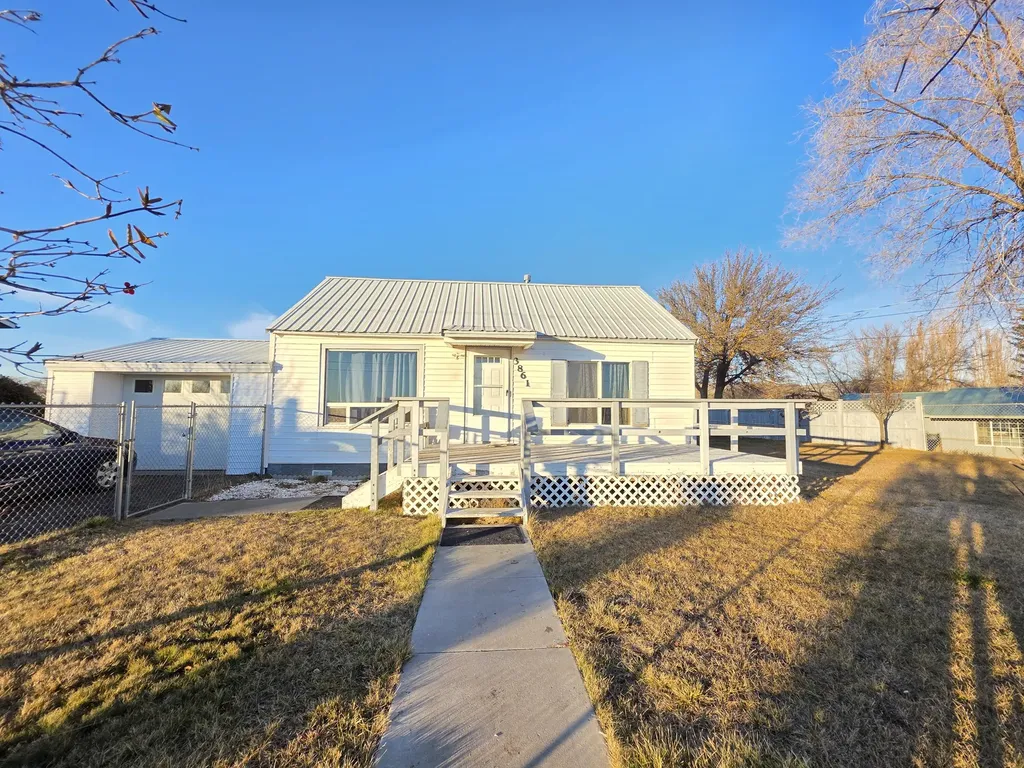 3861 Anderson Avenue Klamath Falls OR 97603