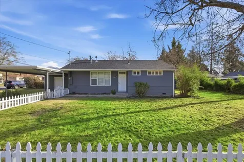 605 SW Greenwood Avenue Grants Pass OR 97526