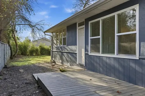 605 SW Greenwood Avenue Grants Pass OR 97526