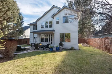 61055 Snowberry Place Bend OR 97702