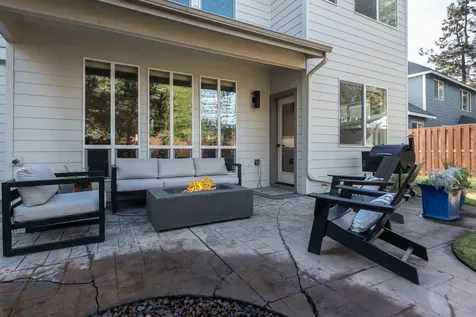 61055 Snowberry Place Bend OR 97702
