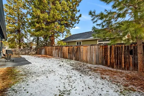 61016 Honkers Lane Bend OR 97702