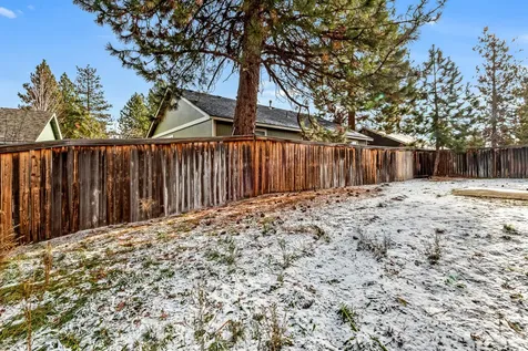 61016 Honkers Lane Bend OR 97702