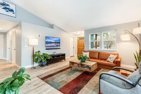61016 Honkers Lane Bend OR 97702