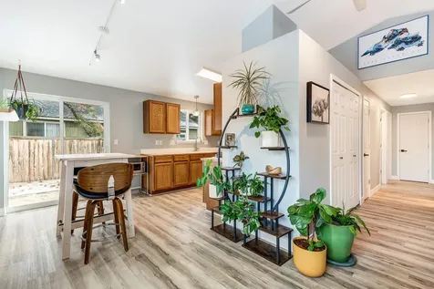 61016 Honkers Lane Bend OR 97702