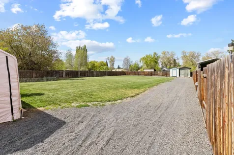 5511 Miller Avenue Klamath Falls OR 97603