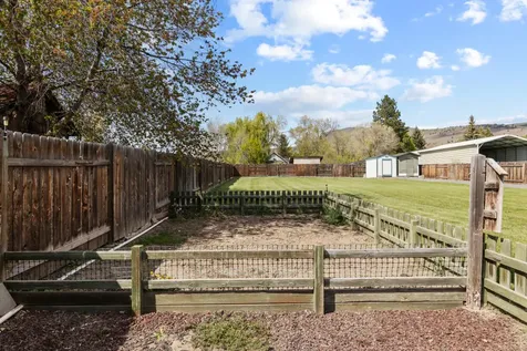 5511 Miller Avenue Klamath Falls OR 97603