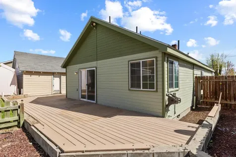 5511 Miller Avenue Klamath Falls OR 97603